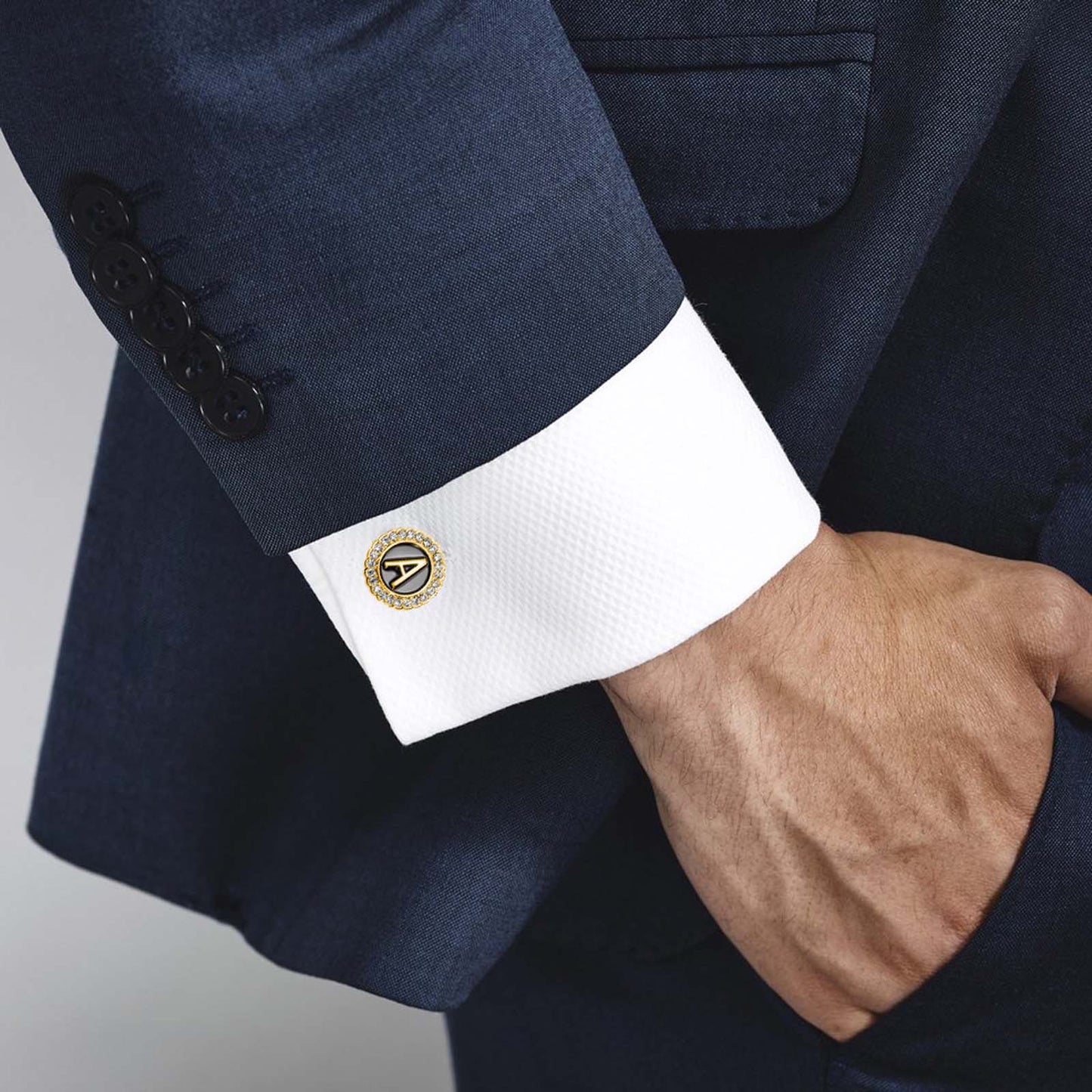 Gemelos con inicial en tono dorado de HAWSON para hombre