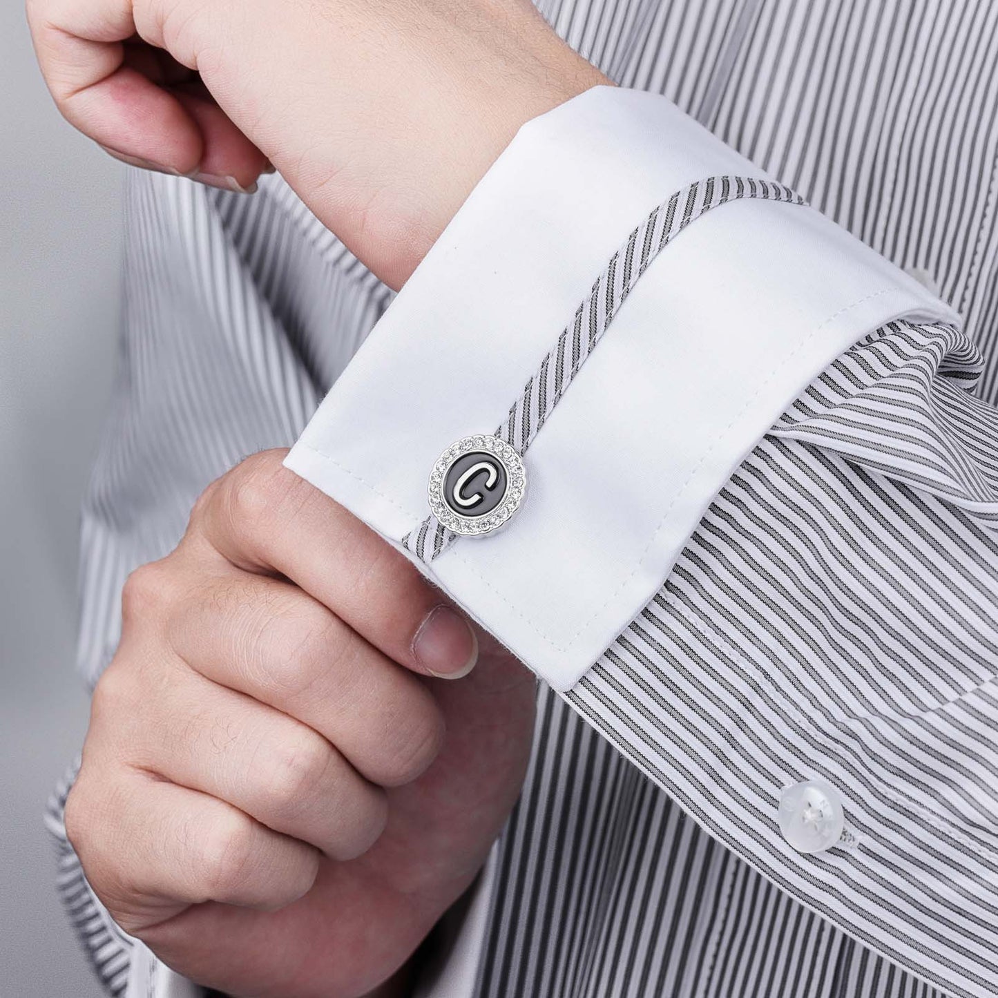 Gemelos con inicial en tono plateado HAWSON para hombre