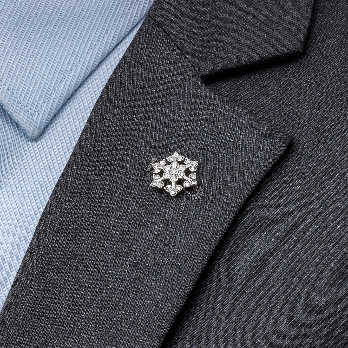 HAWSON Snow Flower Brooch.