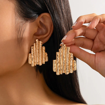 Wholesale Gold Heart & Shell Earrings | Multi-Style Mix & Match