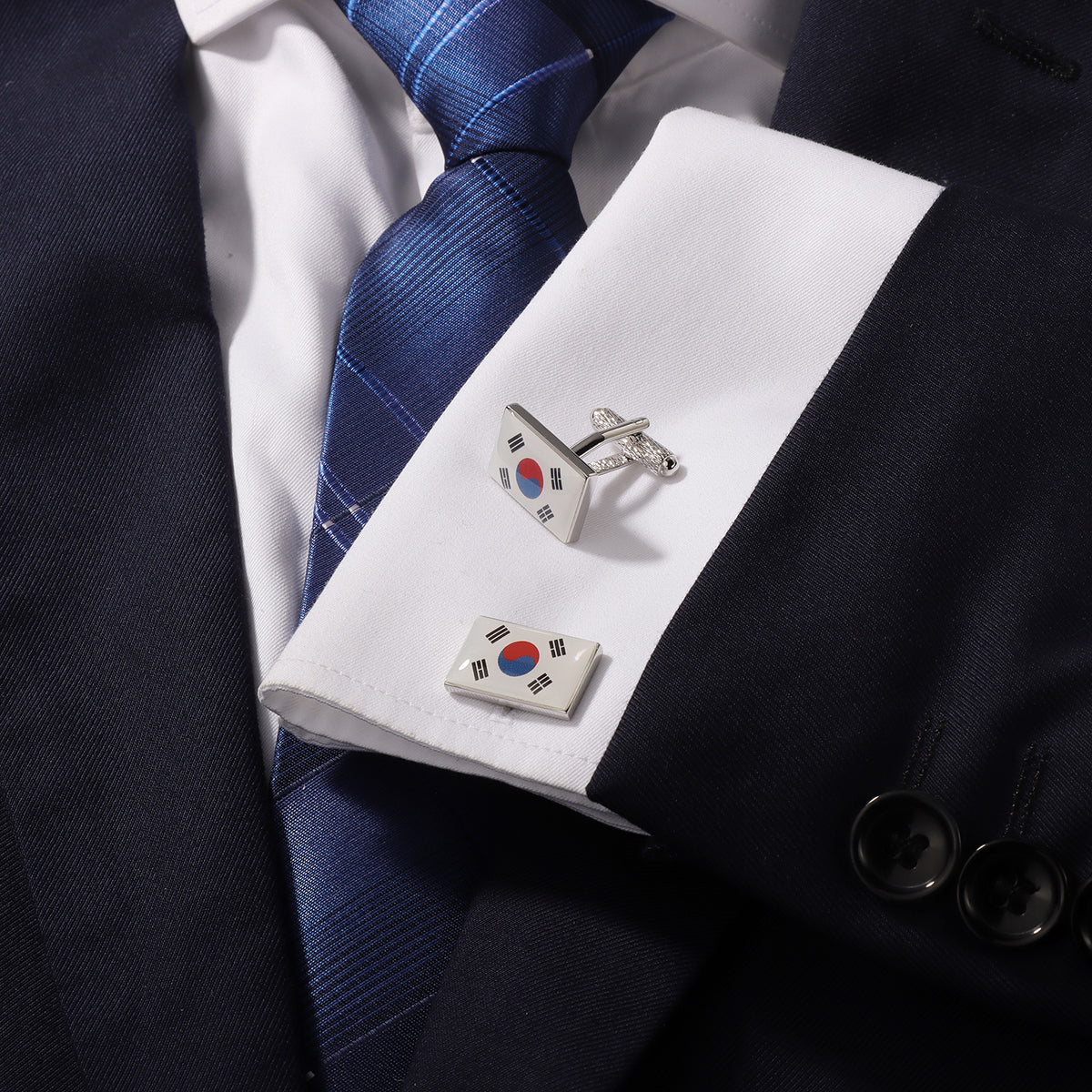 South Korea Flag Cufflinks, Korean Taegeukgi Enamel Cuff Links Men Formal Wedding Business Shirt Gift