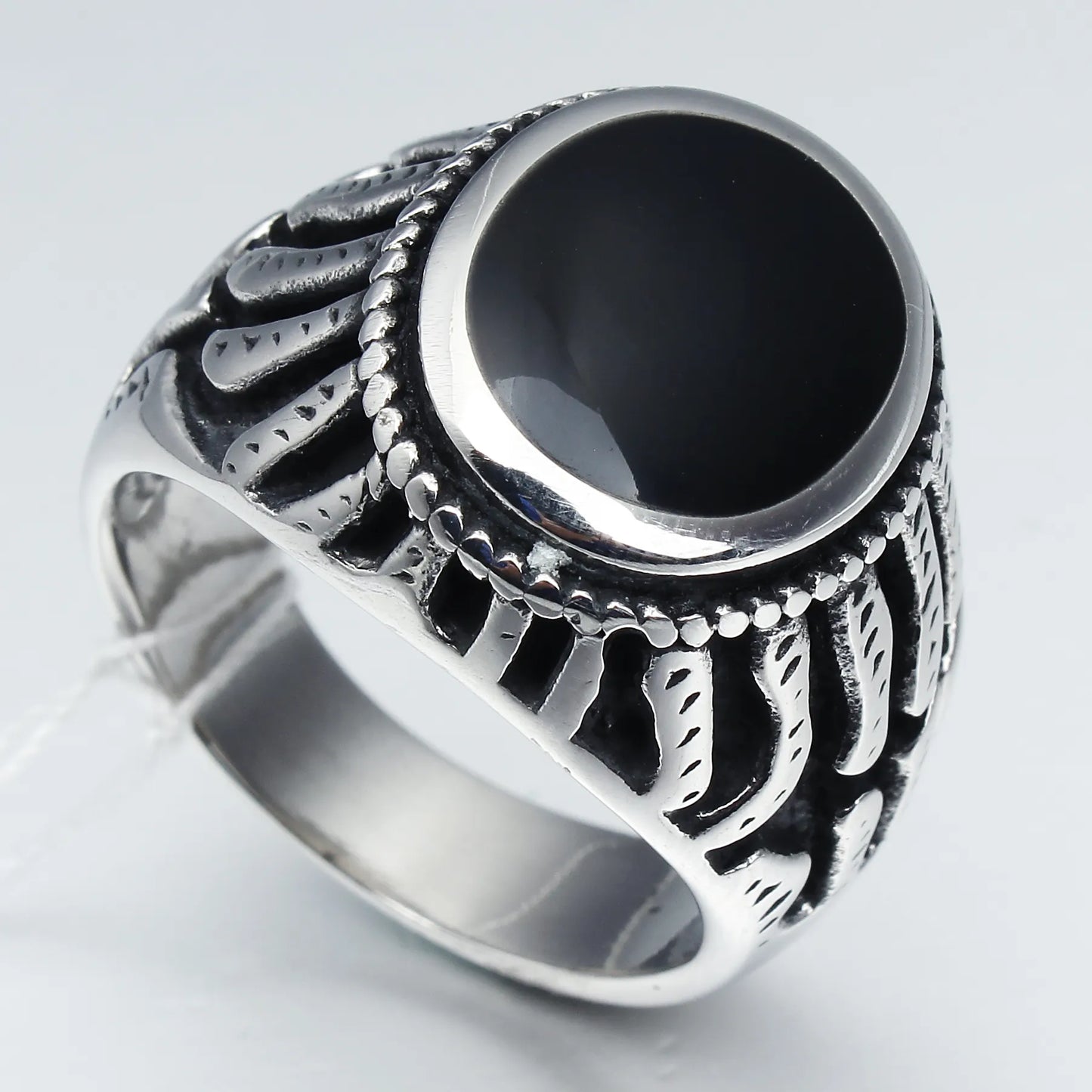 Vintage Gothic & Punk Rings – Detailed Textured Silver Designs