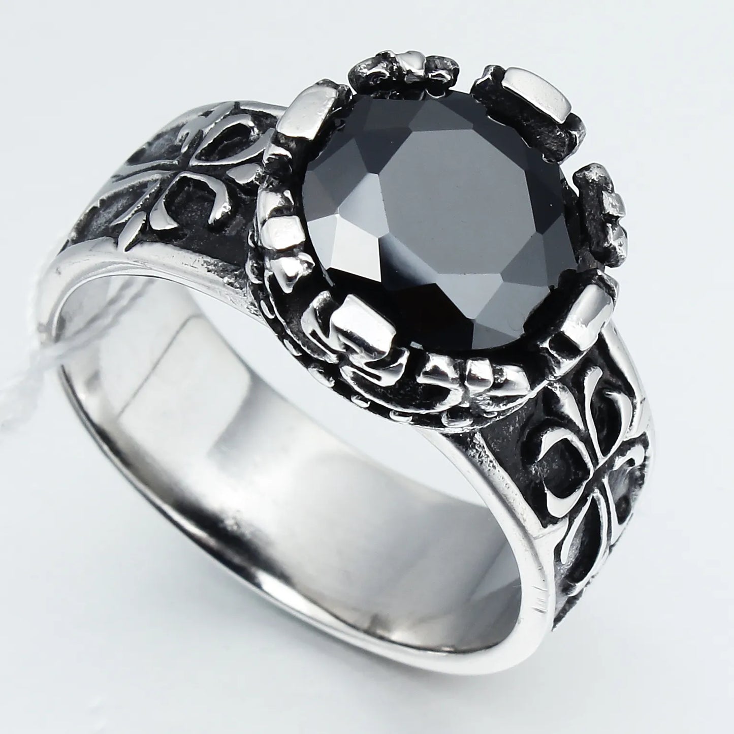 Vintage Gothic & Punk Rings – Detailed Textured Silver Designs