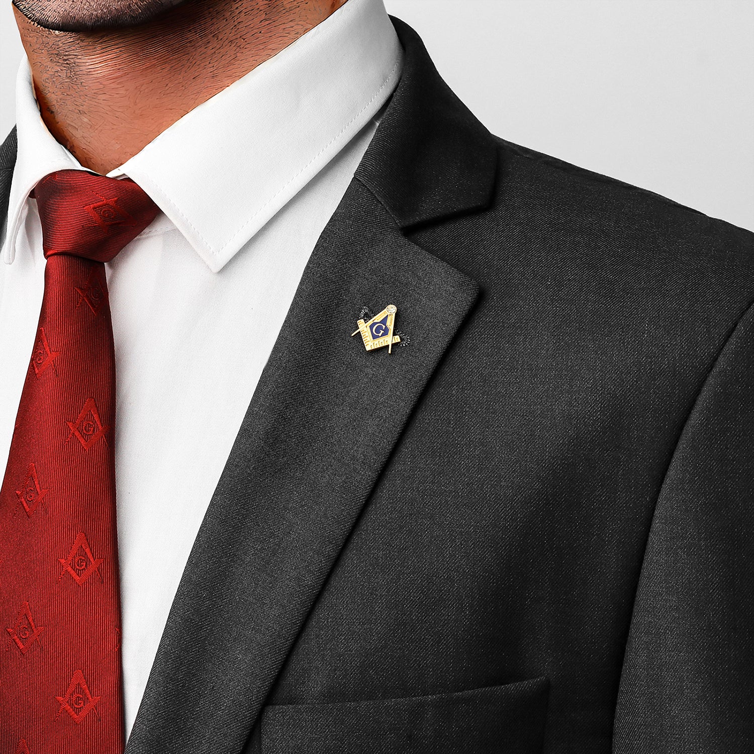 Masonic Lapel Pin – Square & Compasses