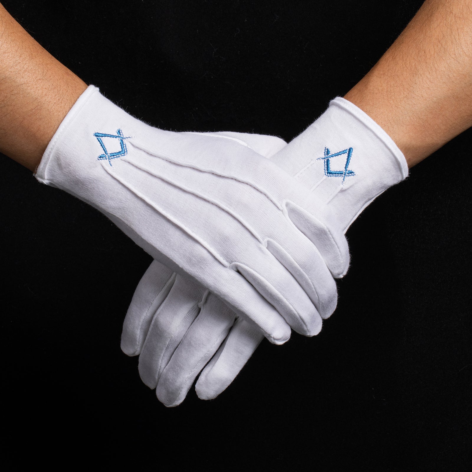 masonic-gloves-lodge-members-suit-ceremony