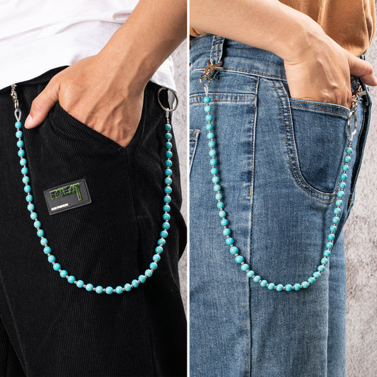 Model wears HAWSON's turquoise beaded necklace with jeans
